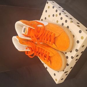 WMS Nike blazer sneakers size 6.5 orange